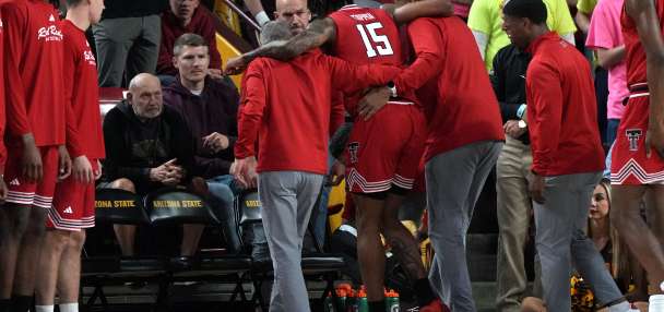 Texas Tech star JT Toppin injures lower right leg in loss to Arizona State