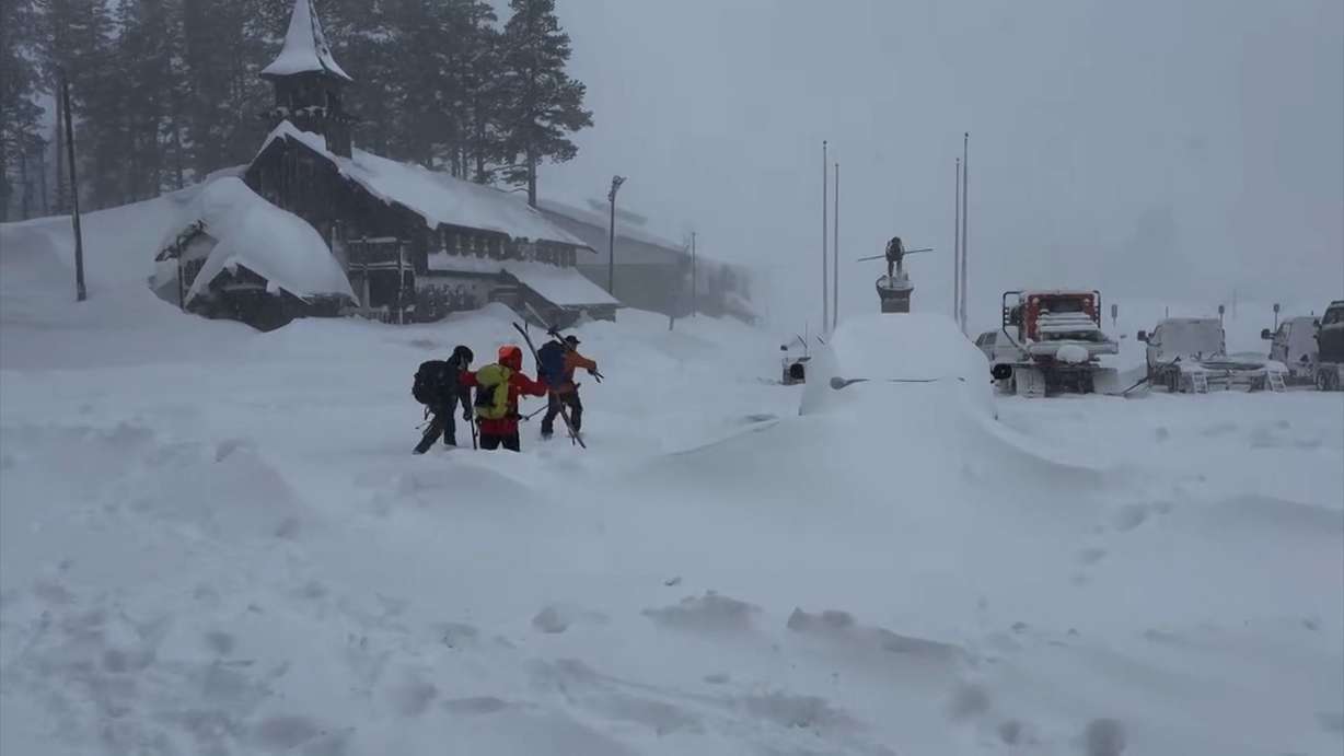 Skiers at Castle Peak in Truckee, Calif., Tuesday. Eight of the nine skiers buried in an avalanche in area were killed, with the ninth presumed to be dead, authorities said on Wednesday.
