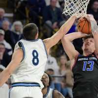 Utah State keeps winning, completes season sweep of Boise State