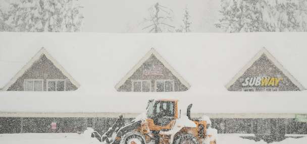 Crews hope to resume recovery of 8 bodies from California avalanche after days of dangerous weather