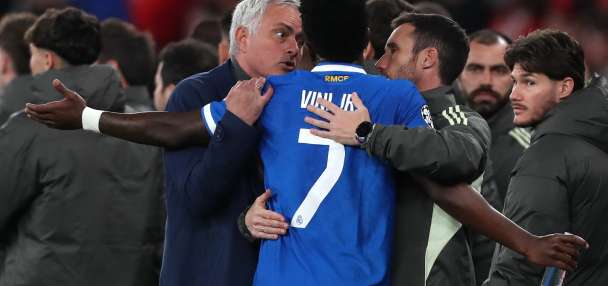 'A huge mistake.' Kompany hits out at Mourinho for Vinícius Júnior comments