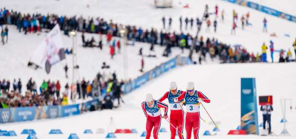 Klaebo becomes 1st athlete to win 6 golds at a Winter Games as Norway sweeps 50km mass start