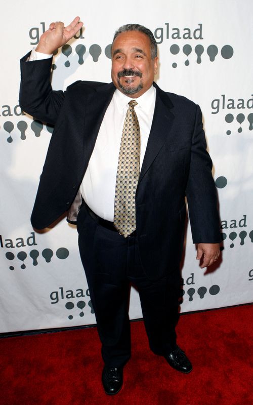 Top World story anchor