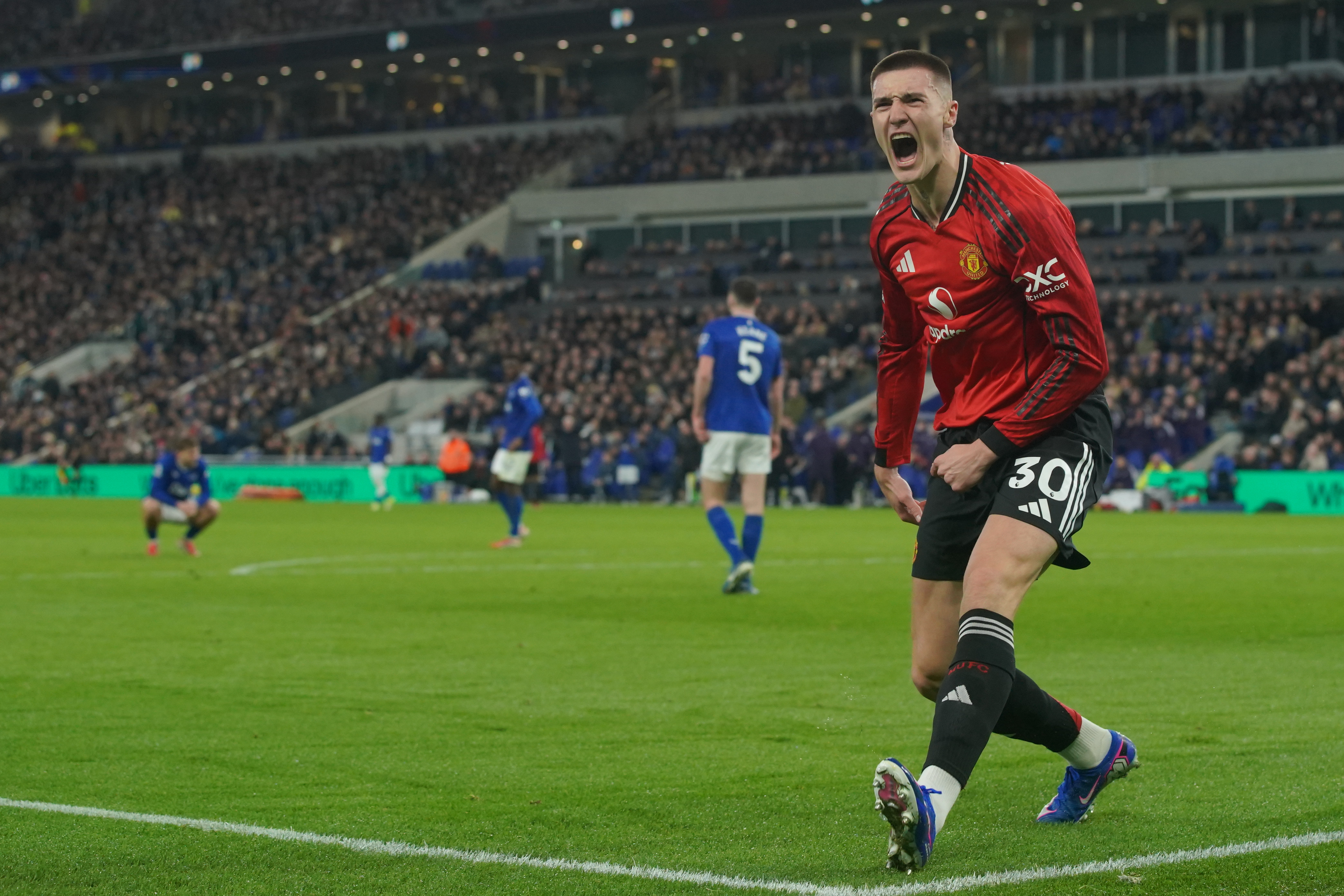Supersub strikes again as Sesko gives Man United win at Everton