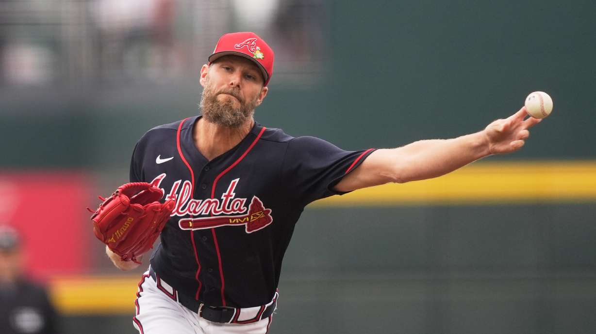 CORRECTS CITY TO NORTH PORT FLORIDA NOT BRADENTON - Atlanta Braves pitcher Chris Sale delivers in the first inning of a spring training baseball game against the Minnesota Twins in North Port, Fla., Sunday, Feb. 22, 2026.