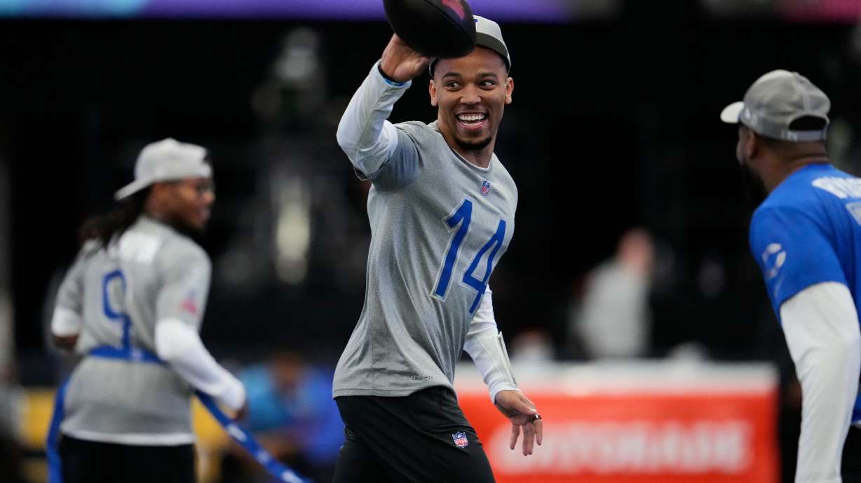 NFC wide receiver Amon-Ra St. Brown (14), of the Detroit Lions, runs with the ball during NFL Pro Bowl Games practice, Monday, Feb. 2, 2026, in San Francisco.
