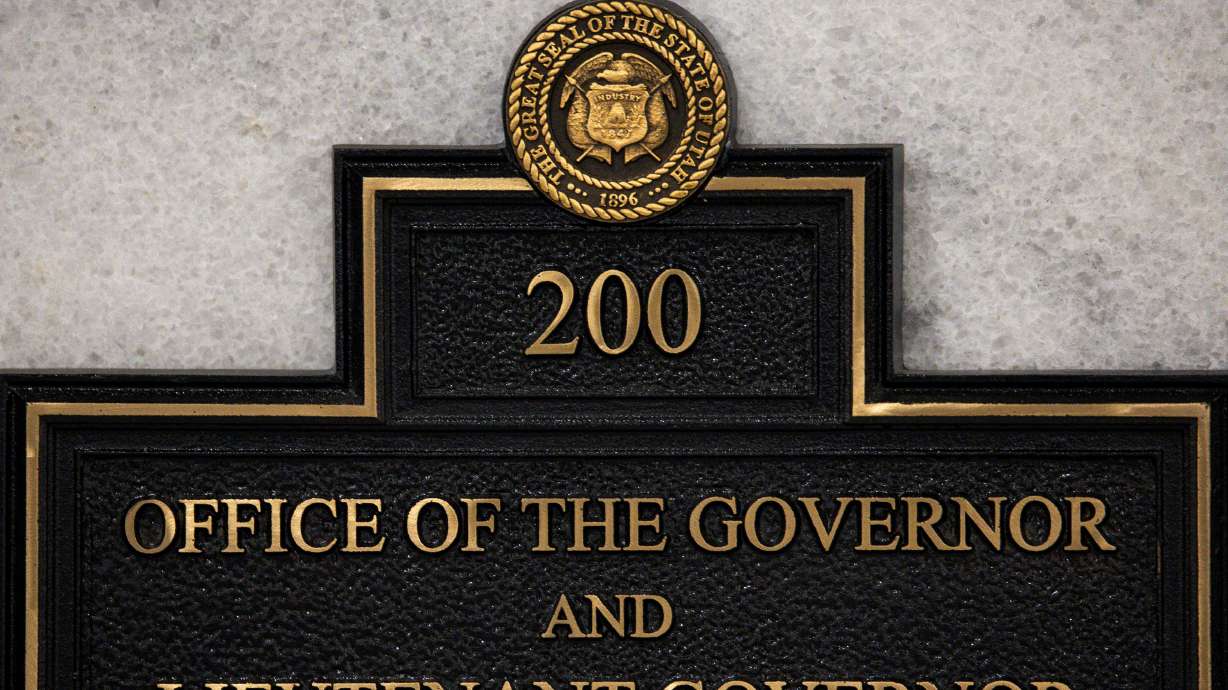 A Utah House committee has endorsed a plan to create a secretary of state and give election duties to that office, stripping them from the lieutenant governor.