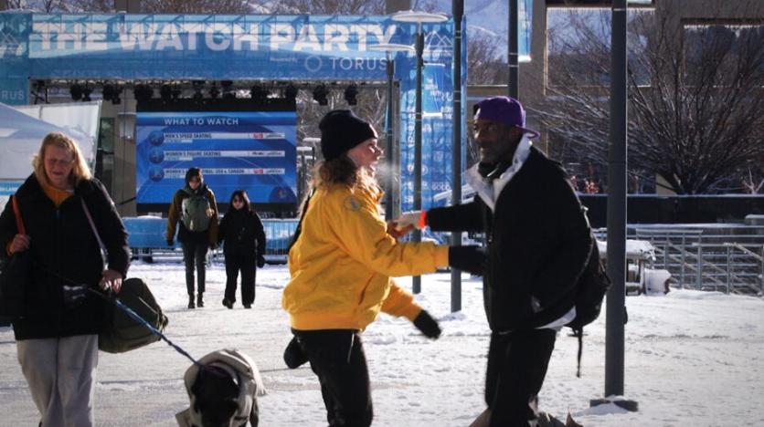 Jenn Kligmann recognizes a man from her past. The numbers reflect the ambassador program’s growing impact: last year alone, ambassadors assisted nearly 7,000 visitors, picked up 6,400 bags of trash and connected people to more than 14,000 resources.