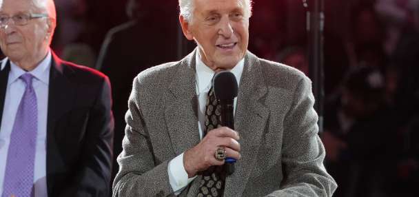 Pat Riley revives the NBA coach suit debate. Erik Spoelstra wants to keep sideline wear casual