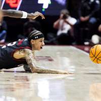 Suffocating defense, turnovers doom Runnin' Utes in loss to No. 4 Iowa State