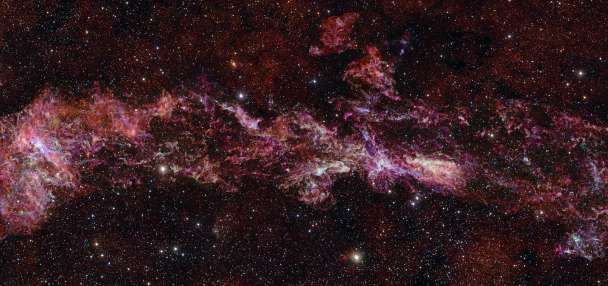 Swirling beauty of the Milky Way galaxy's heart is captured in a new telescope picture