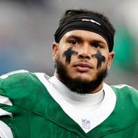 Jets agree to trade Jermaine Johnson to the Titans for T'Vondre Sweat, AP source says