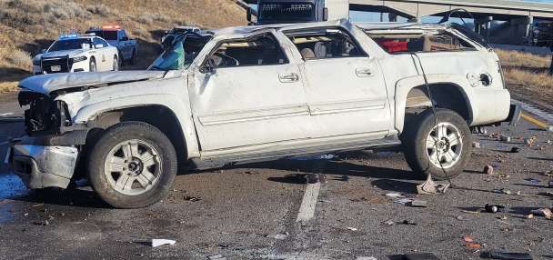 1 dead, 2 injured after rollover crash on I-15 near Cove Fort