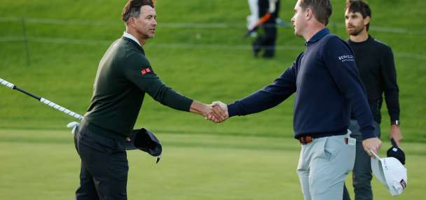 Opening round at the Cognizant Classic features bird feathers, shots from the mud and hole-outs