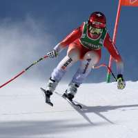 Swiss skier Suter wins 1st race since Olympics as chase starts for Vonn's World Cup downhill lead
