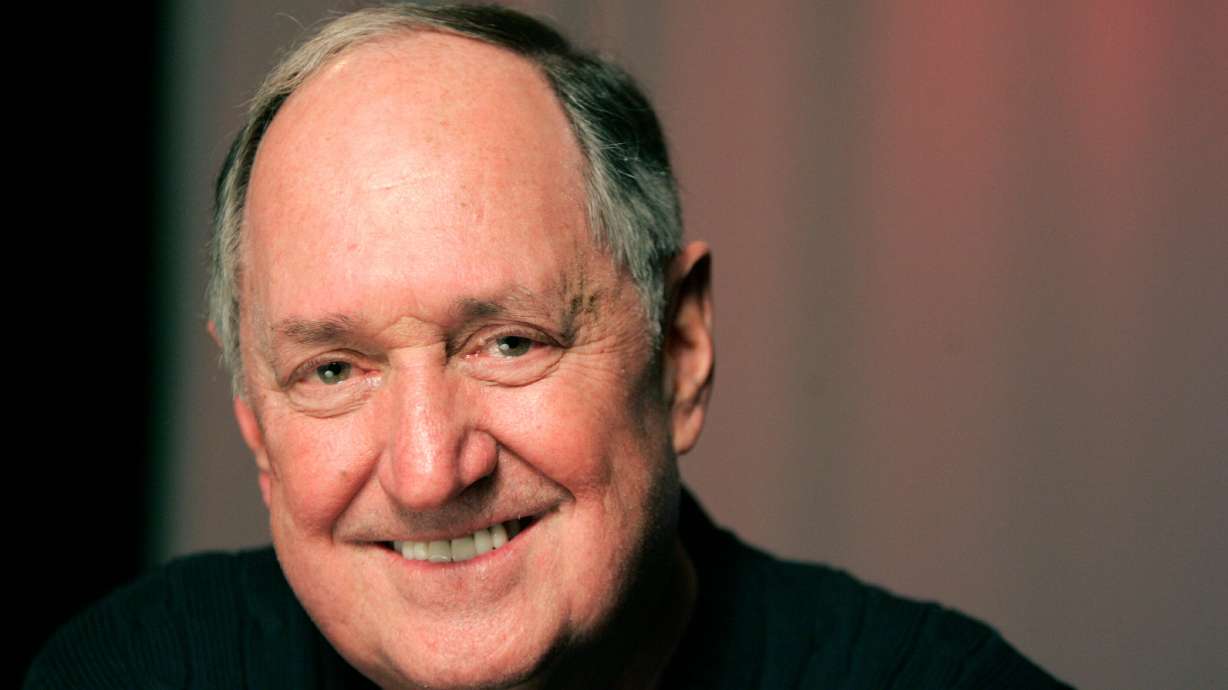Recording artist Neil Sedaka on Jan. 26, 2010, in New York. Sedaka died on Friday at the age of 86.