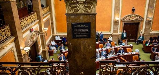 Utah lawmakers work to mandate fetal development videos in schools