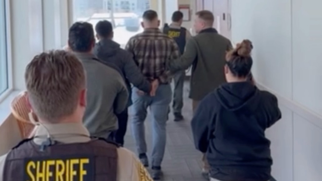 Immigration agents bolster action at Utah courthouses, prompting criticism from some