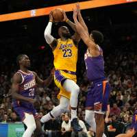 LeBron James' 11-year-old daughter Zhuri has a fun shootaround with father before game with Warriors