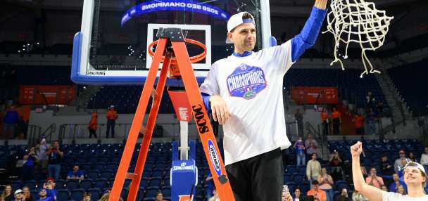 No. 7 Florida celebrates SEC title and sets sights on a top seed in the NCAA Tournament
