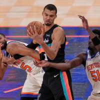 Spurs' poor performance that ends 11-game winning streak leaves Victor Wembanyama surprised