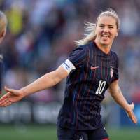 Trinity Rodman aggravates back injury late in USWNT's 2-0 win over Argentina in SheBelieves Cup