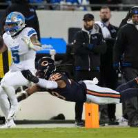 Lions trade Montgomery to Texans for Scruggs, 4th, 7th-round picks, AP source says