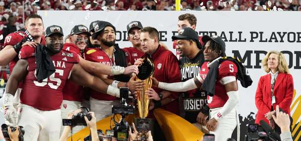 Indiana's Curt Cignetti cashes in on title run with 8-year extension worth $13.2 million per year