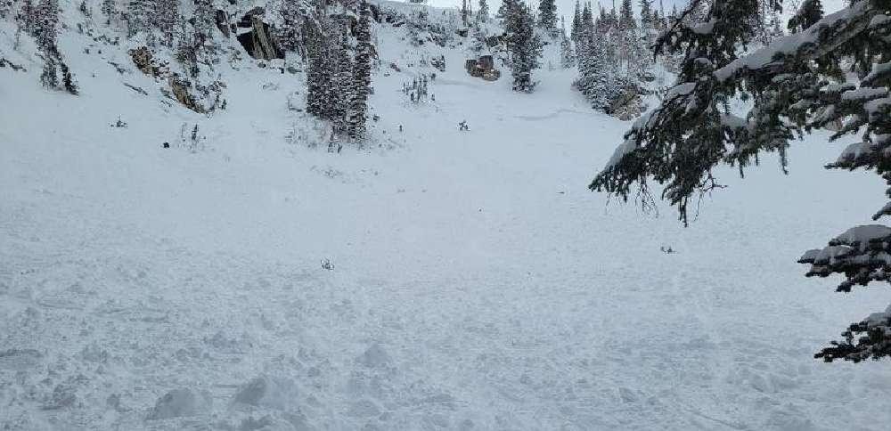 Utah avalanche that killed 11-year-old girl underscores risks of 'sidecountry,' report says