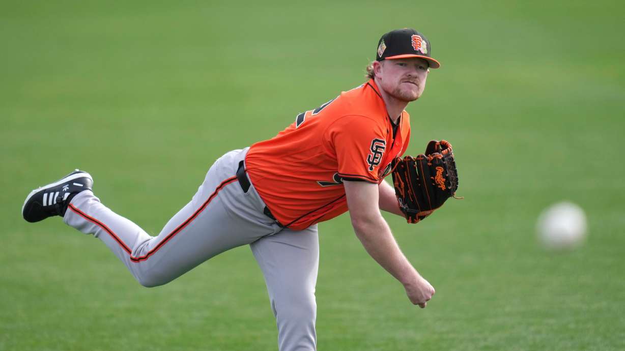 San Francisco Giants pitcher Logan Webb works out during spring training baseball Wednesday, Feb. 11, 2026, in Scottsdale, Ariz.