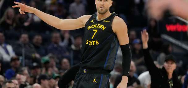 Warriors center Porzingis misses 5th straight game with illness coach Steve Kerr calls "mysterious"