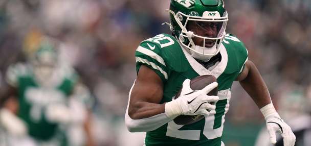 Jets place franchise tag on running back Breece Hall before the deadline, AP source says