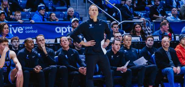 BYU basketball's spiral continues with double-digit loss at Cincinnati