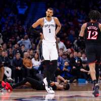 Wembanyama dazzled by recent trip to see the northern lights. Spurs also shine bright in hot streak