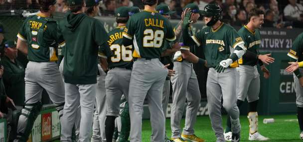 Australia beats the Czech Republic 5-1 to stay undefeated in the World Baseball Classic