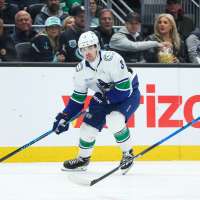 NHL trade deadline upended as old contenders sell and new buyers add with an eye on the playoffs