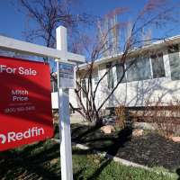 How is the war in Iran affecting mortgage rates?