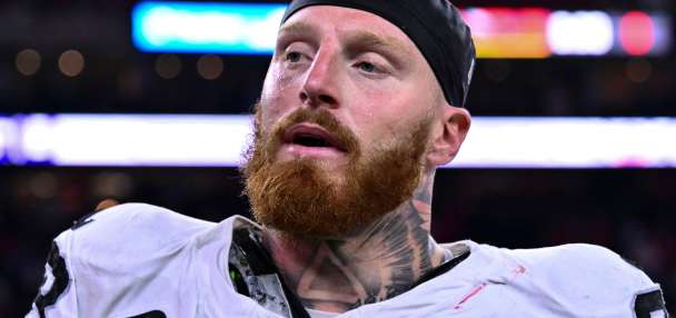 Maxx Crosby heading to Ravens, who send 2 first-round draft picks to Raiders, AP sources say