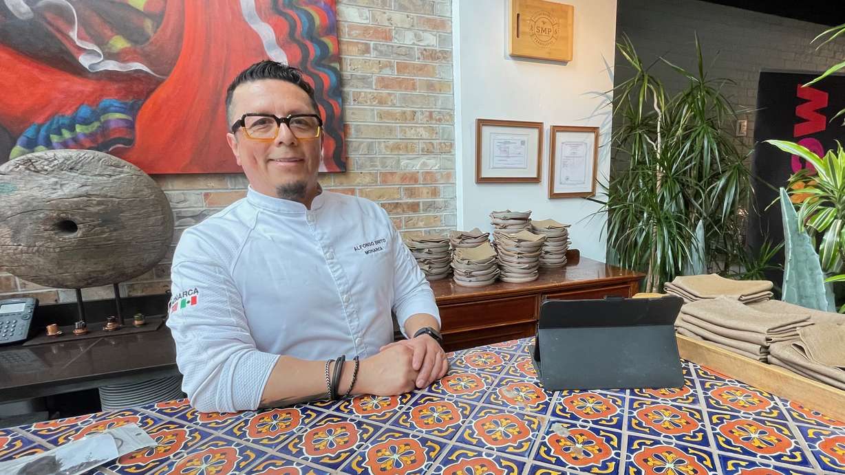 Chef Alfonso Brito, of Monarca in Salt Lake City, at a food workshop at his restaurant on Thursday. Oliver Seki, of Ensenada, Mexico, an invited chef, prepared tuna tartar at the event.