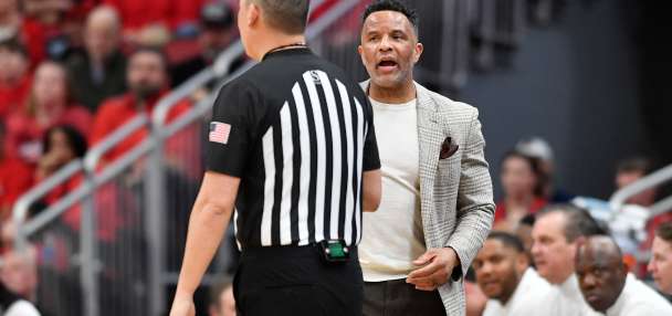 Georgia Tech fires coach Damon Stoudamire following a 12-game losing streak to end his 3rd season