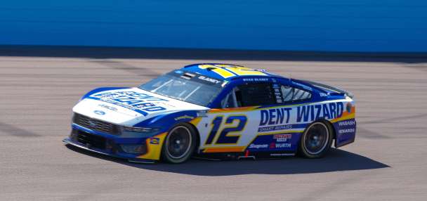 Blaney ends Reddick's streak to give Team Penske a Phoenix weekend sweep