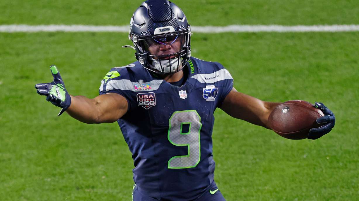 Seattle Seahawks running back Kenneth Walker III (9) in the fourth quarter against the New England Patriots during Super Bowl LX at Levi's Stadium, in Santa Clara, Calif., Sunday, Feb. 8, 2026.