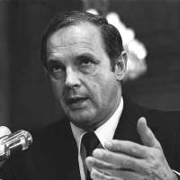 Alexander Butterfield, the Nixon aide who disclosed Watergate tapes, dies at 99