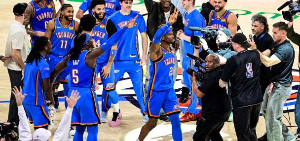 Inside the numbers: Shai Gilgeous-Alexander ties Wilt Chamberlain's 20-point streak record