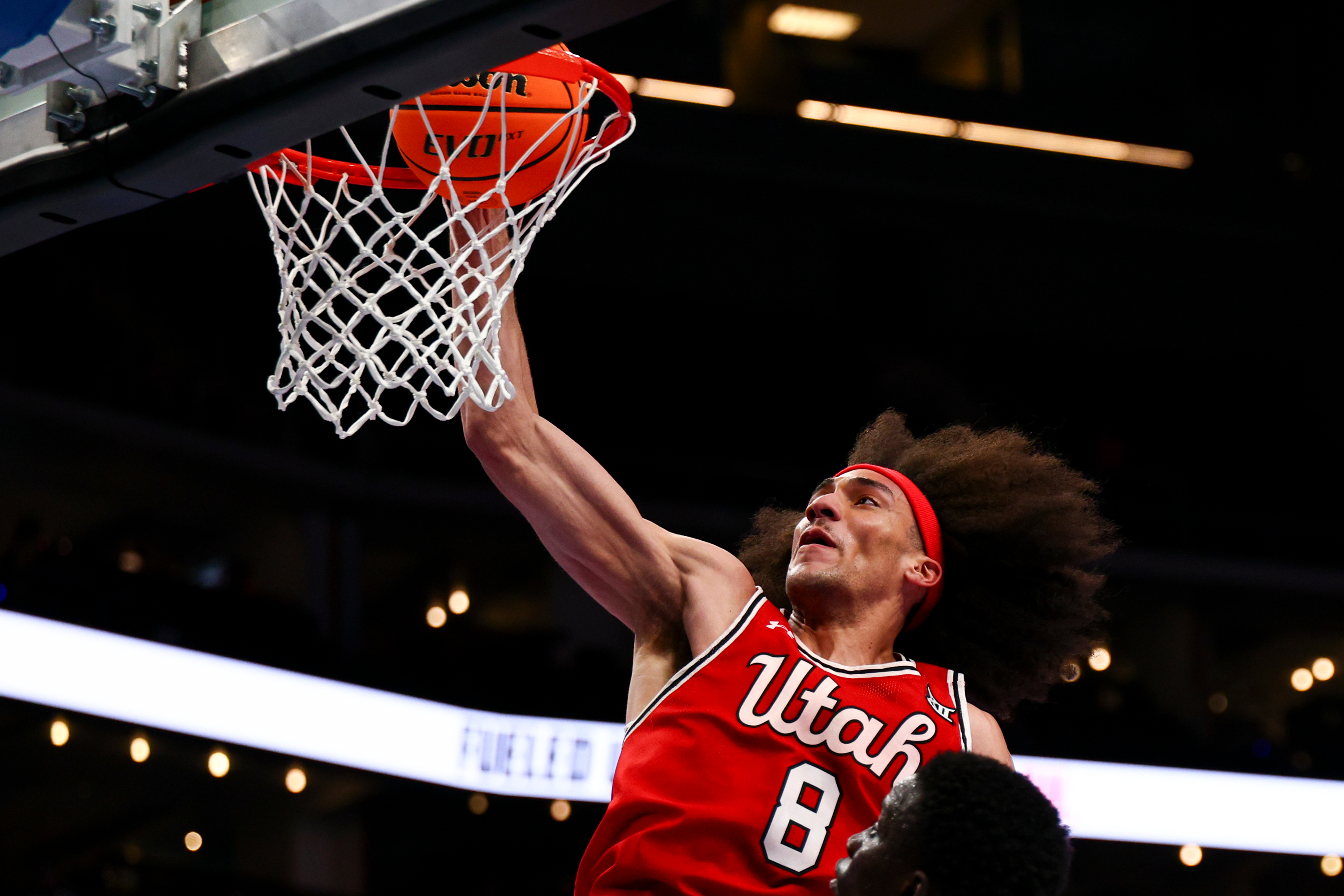 Top Sports story anchor