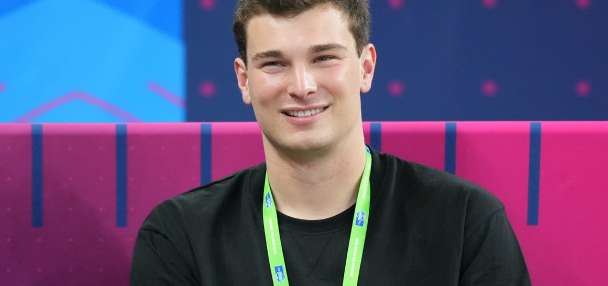 AP Mock Draft 1.0: Edge rushers go 2-3-4 after Raiders take QB Fernando Mendoza No. 1 overall