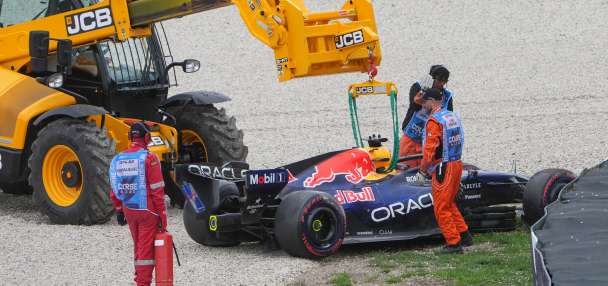 Verstappen sees 'a jungle' in F1 but still hopes for 'simple solutions'