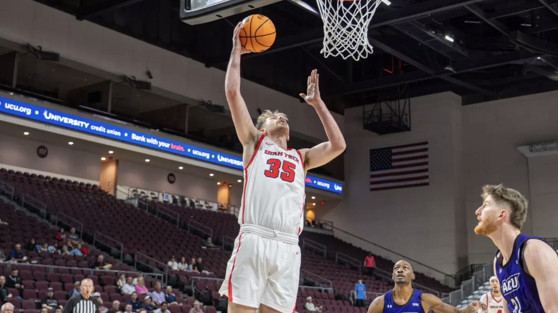 Top Sports story anchor