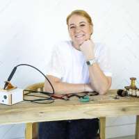 Utah mom, breast cancer survivor turns hardship into hope through permanent jewelry business