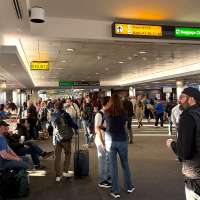 Strong chemical smell forces hourlong flight halt at 4 major DC-area airports